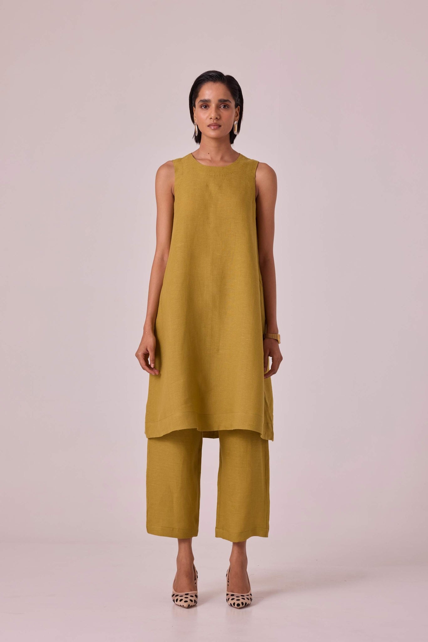 Nailah Olive Linen Set