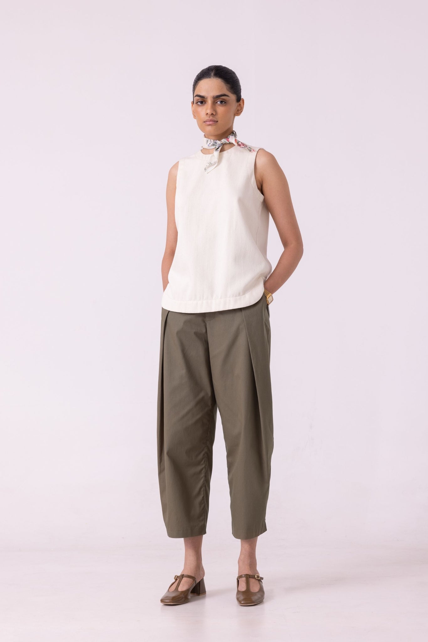 Elinor Olive Barrel Pants