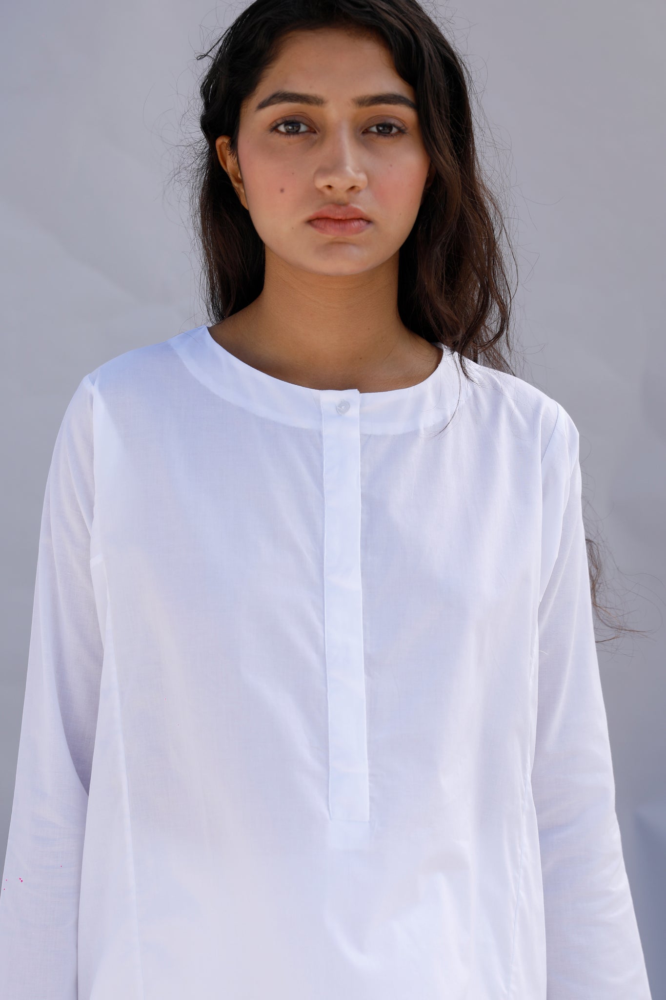 Johri Sustainable Organic Cotton Full Sleeve White Night Dresses For Women Online 